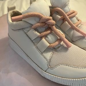 Sorel  Puffy Sneakers